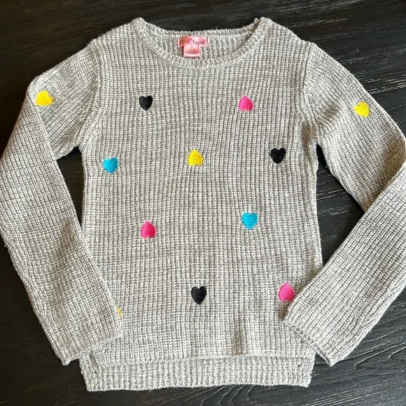 Heart Sweater - Picture 1 of 4